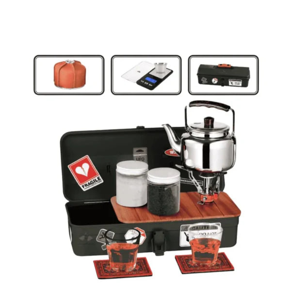 طقم شاي مع جميع الملحقات