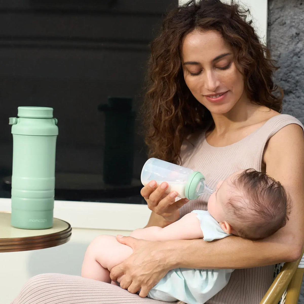 Momcozy Portable Breast Milk Cooler, 650ml - view 2